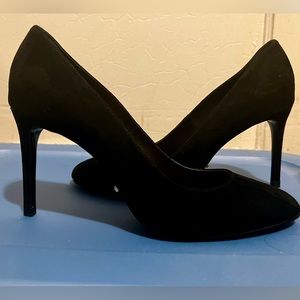 Massimo Dutti Black Pumps